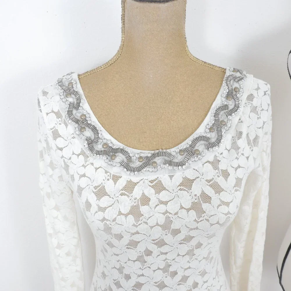 Free People White Lace Long Sleeve Bronze Beaded Silver Sequin SZ XS Top Blouse - Picture 3 of 7